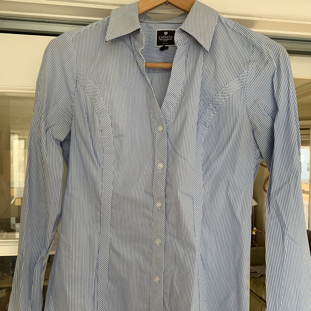 Express “The Essential” shirt